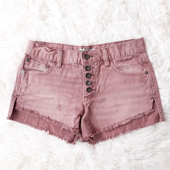 Free People Runaway Slouch Cut-Off Mauve Short - Picture 5 of 13